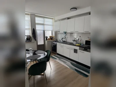 Amsterdam: Ruime flat van 60 m²
